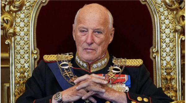 Muere el rey de Noruega, Harald V, tras 35 años en el poder; su hijo Haakon VIII le sucede